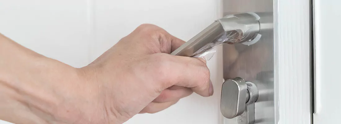 Expert Garage Door Opener Repair and Installation in Warrington, FL