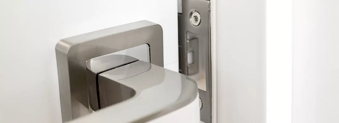 Seamless Integration of Magnetic Locks with Access Control Systems in Warrington, FL